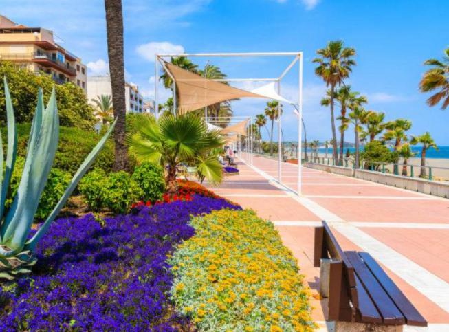 Casa Del Faro Apartment Estepona Exterior photo